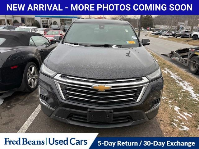 Used 2023 Chevrolet Traverse LT w/ LT Premium Package image 2