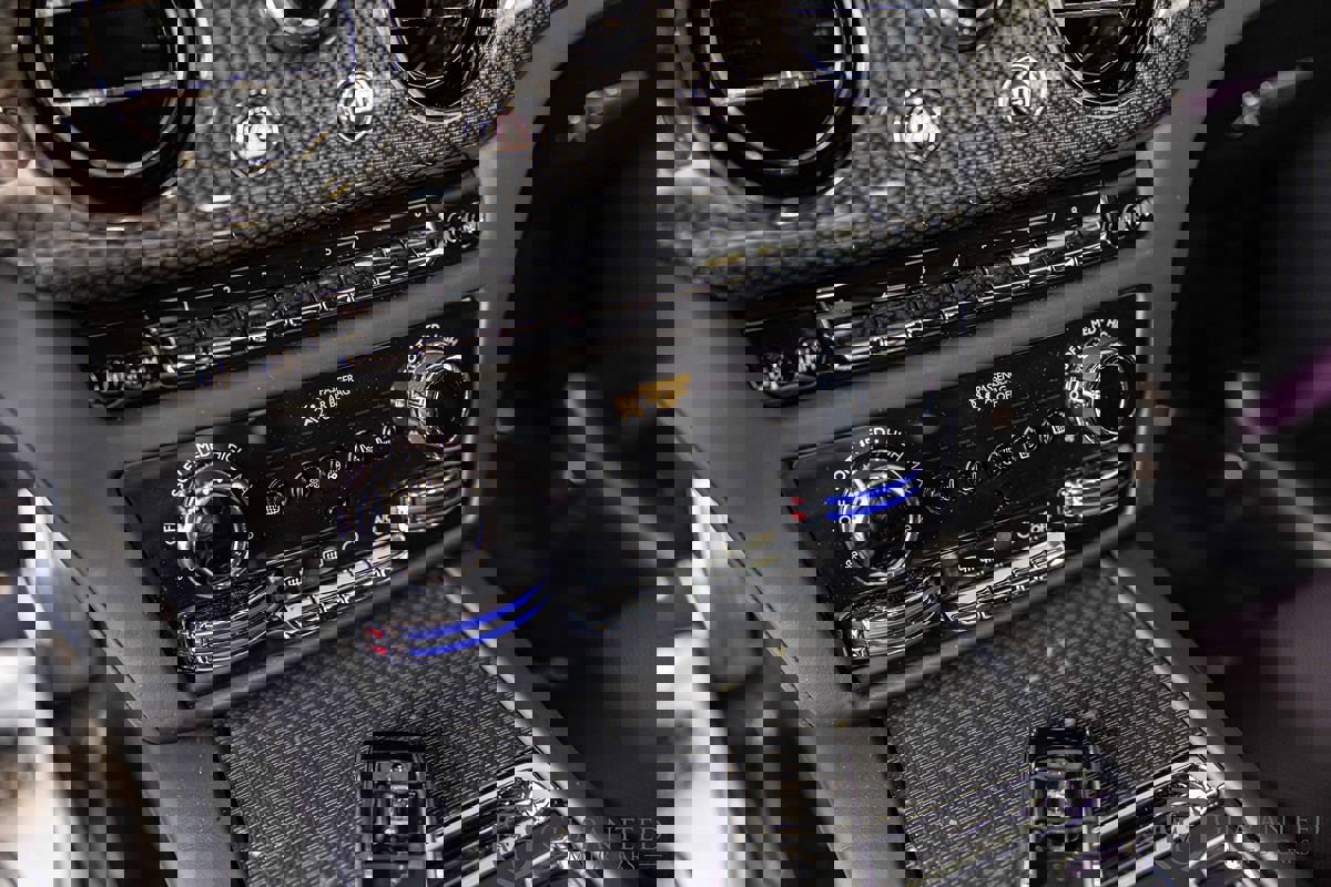 Used 2024 Rolls-Royce Ghost Black Badge image 37