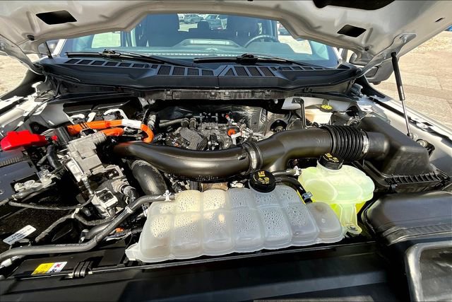 Used 2024 Ford F150 XLT w/ Mobile Office Package image 9