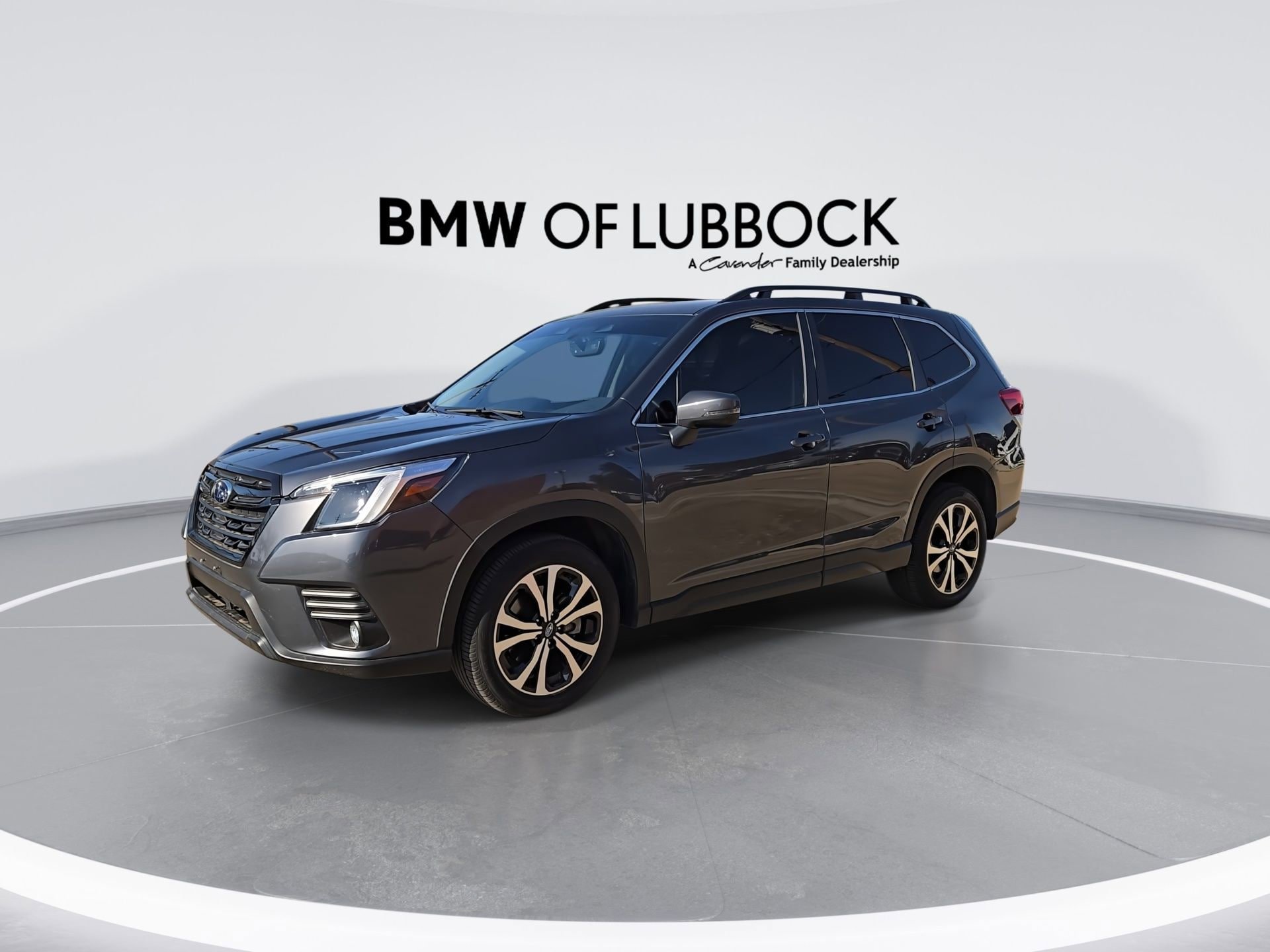 Used 2024 Subaru Forester Limited w/ Convenience Package image 4