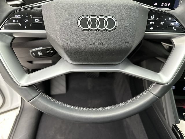 Used 2025 Audi Q5 Premium w/ Convenience Package AWD/4WD image 14