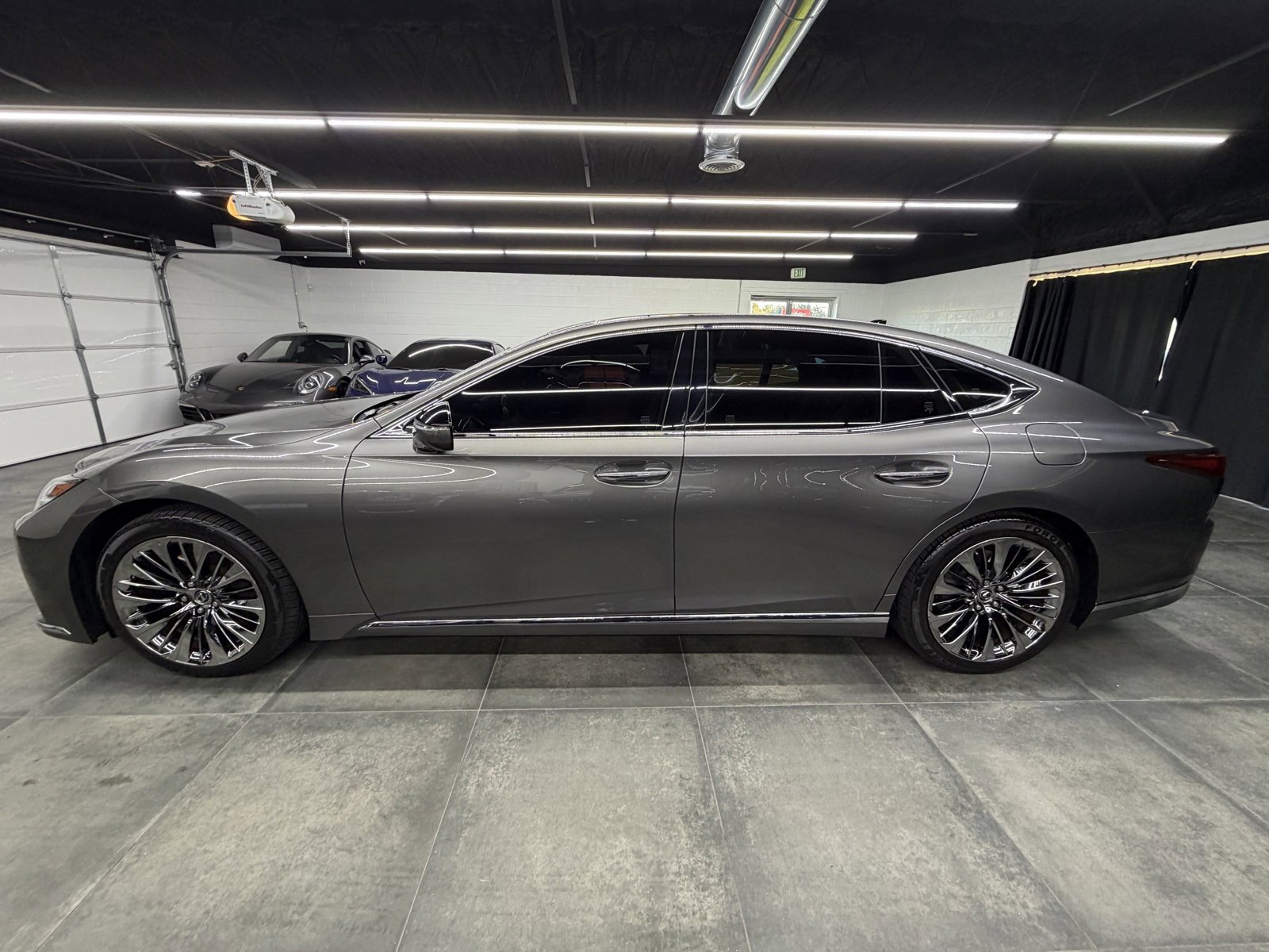 Used 2023 Lexus LS 500 image 3