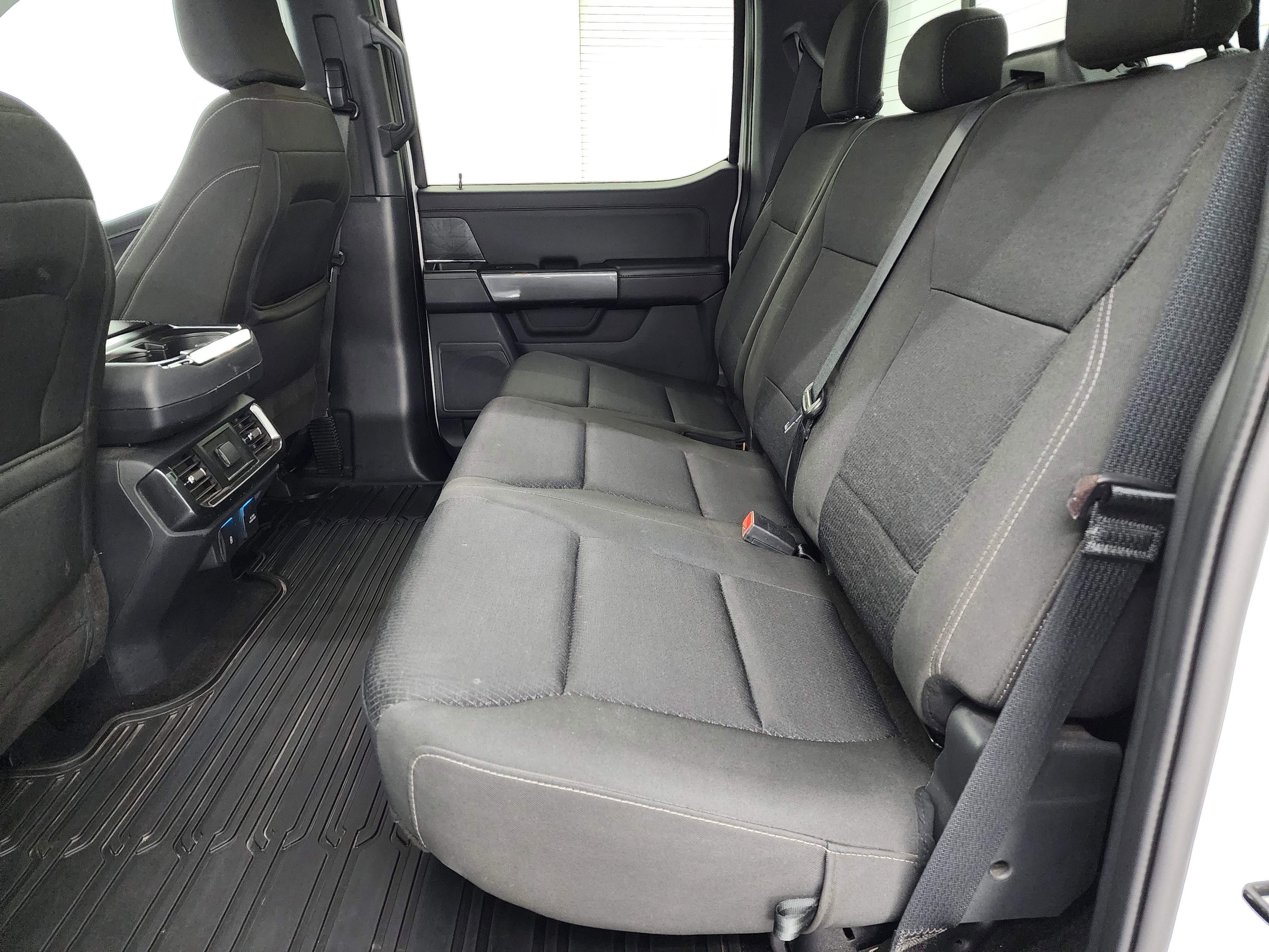 Used 2022 Ford F150 XLT w/ Equipment Group 302A High image 9