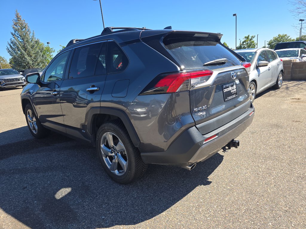 Used 2019 Toyota RAV4 Limited image 3