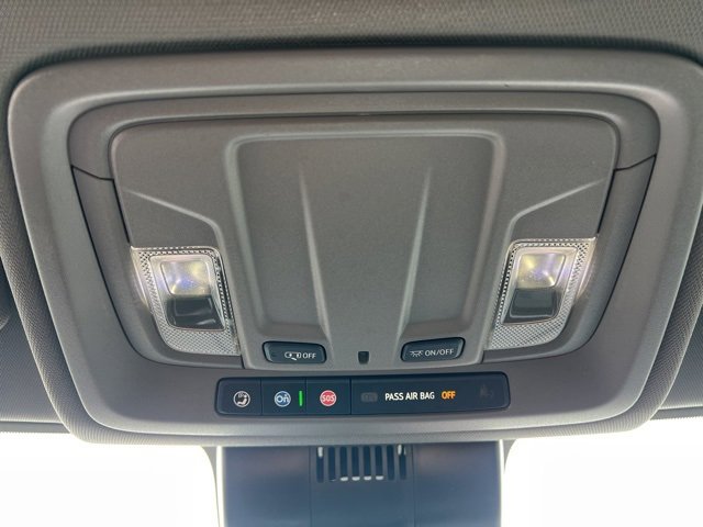 Used 2024 Chevrolet Silverado 1500 LT image 27