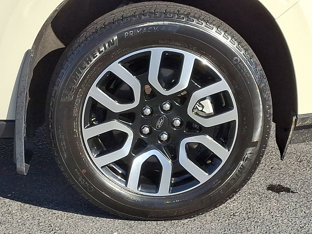 Used 2024 Ford Maverick Lariat w/ 4K Tow Package AWD/4WD image 11