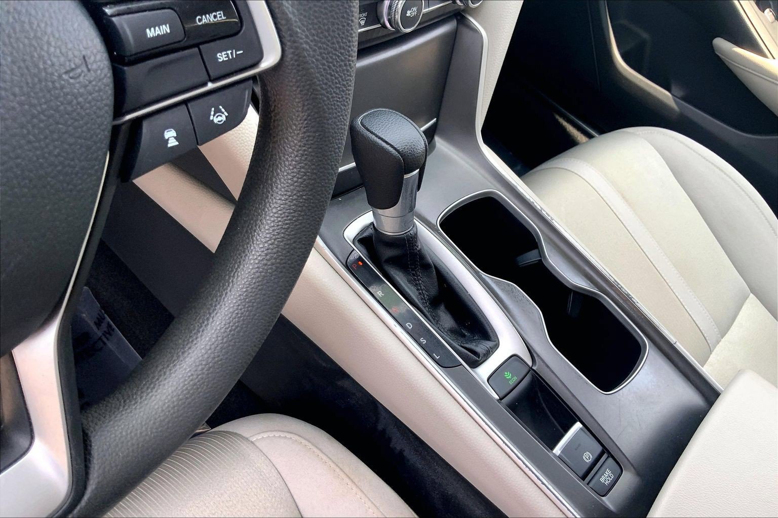 Used 2020 Honda Accord EX image 11