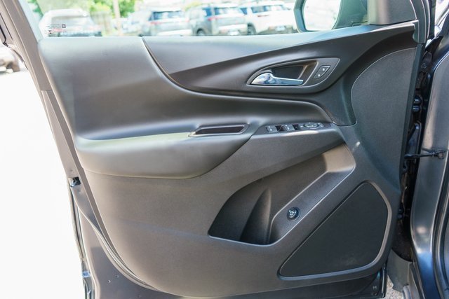 Used 2022 Chevrolet Equinox LT image 18