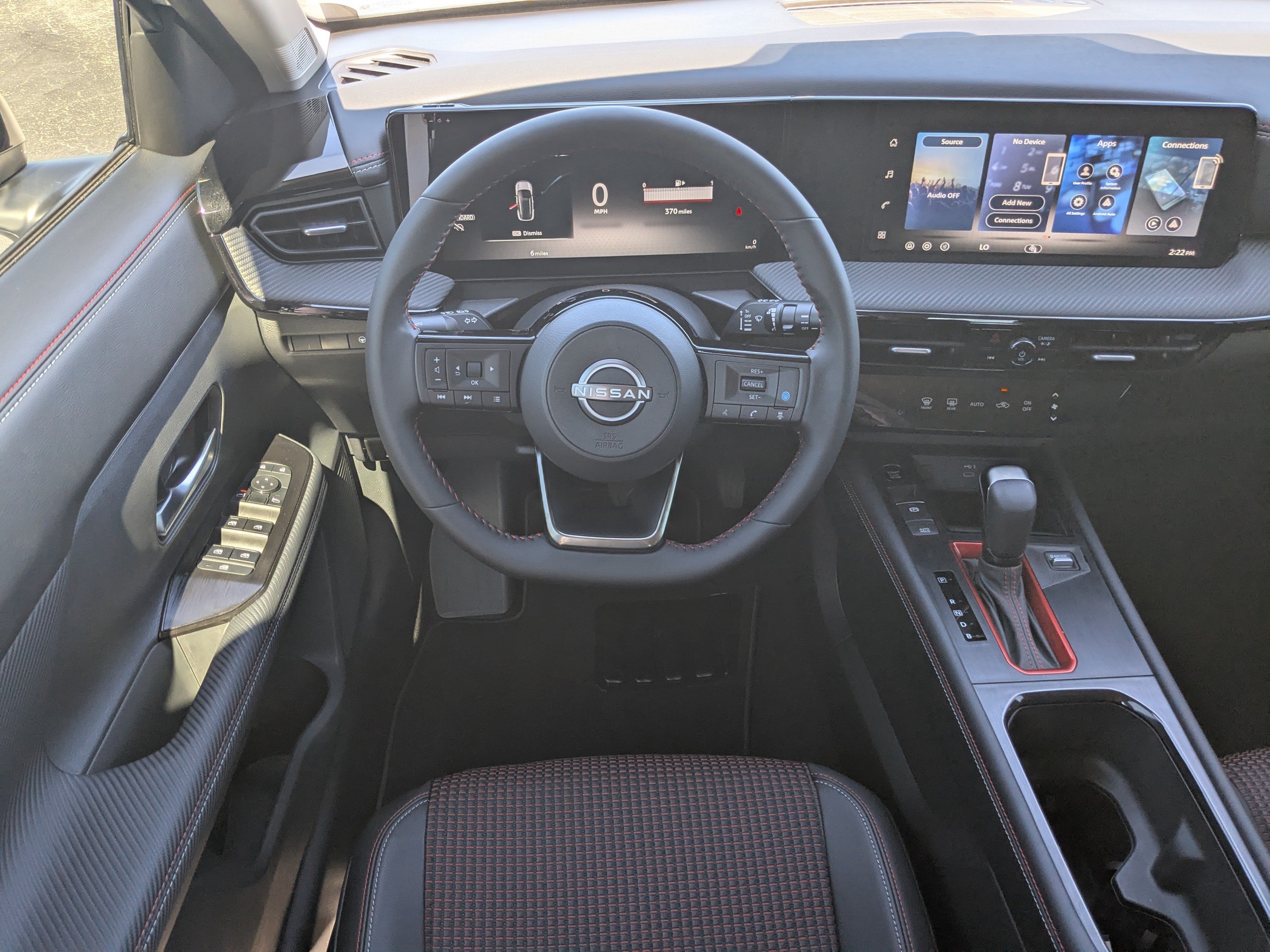 New 2027 Nissan Kicks SR FWD image 17