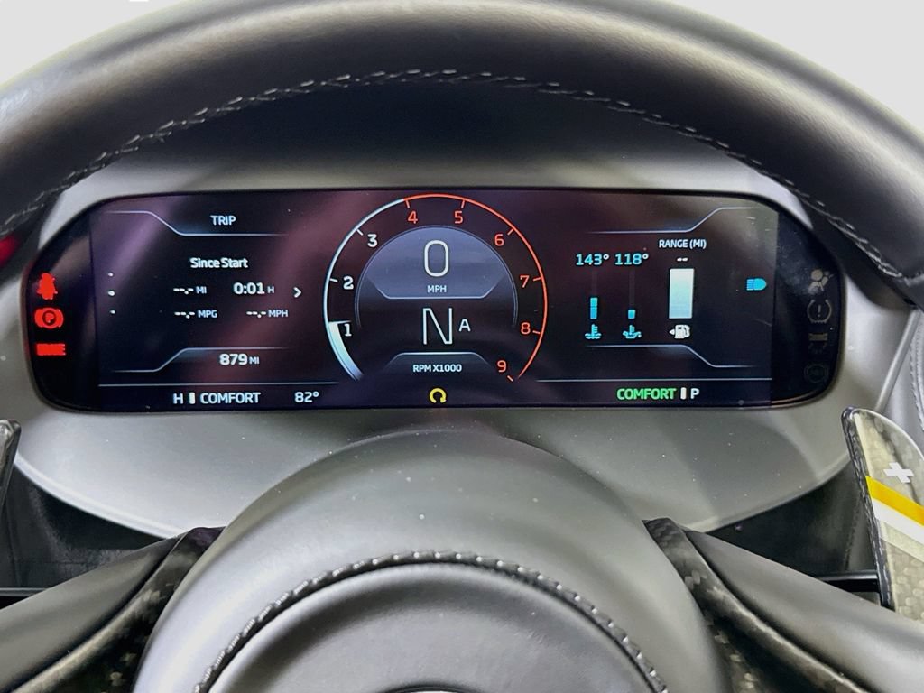 Used 2025 McLaren 750S Spider RWD image 11