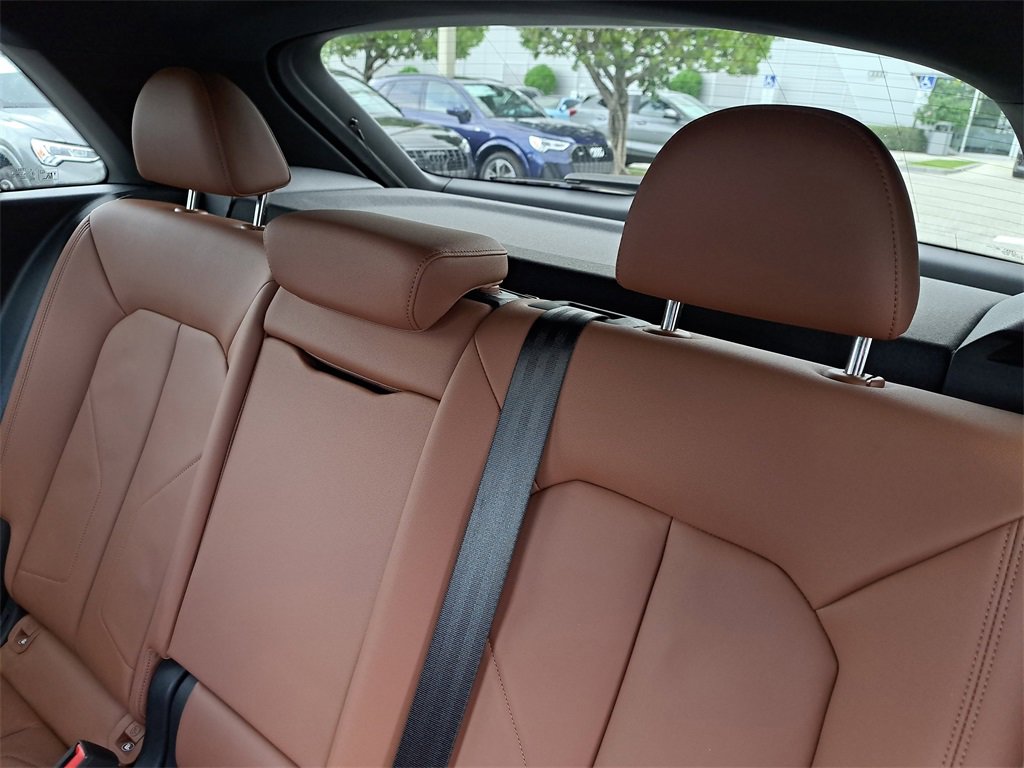 Certified 2024 Audi Q3 2.0T Premium Plus w/ Premium Plus Package image 28