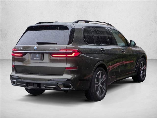 Used 2026 BMW X7 xDrive40i w/ M Sport Package AWD/4WD image 2