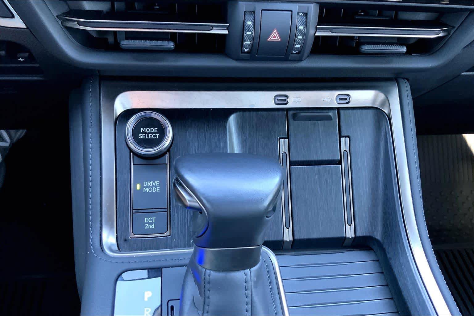 Used 2024 Lexus GX 550 AWD/4WD image 35