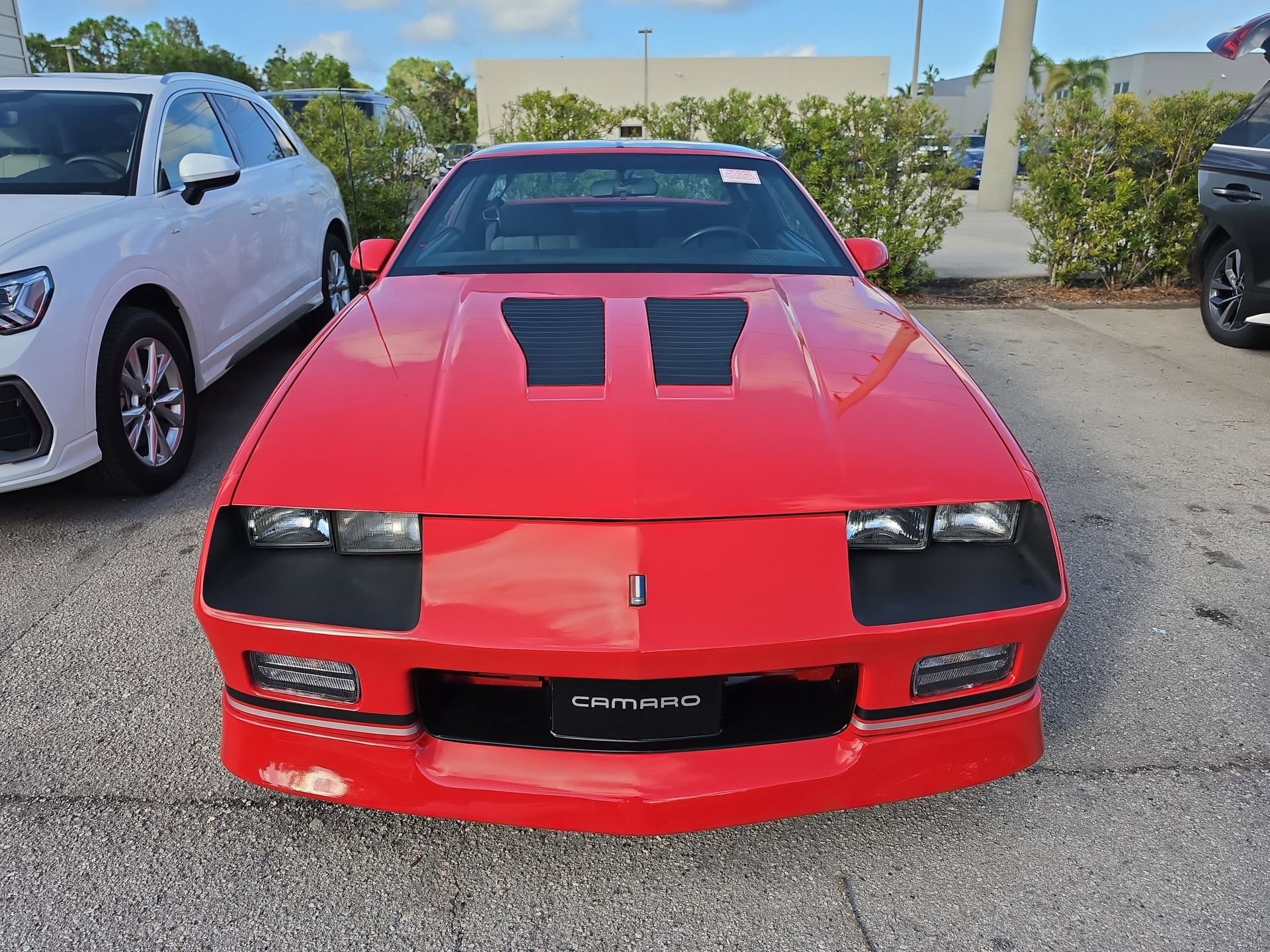 Used 1989 Chevrolet Camaro IROC-Z RWD image 2