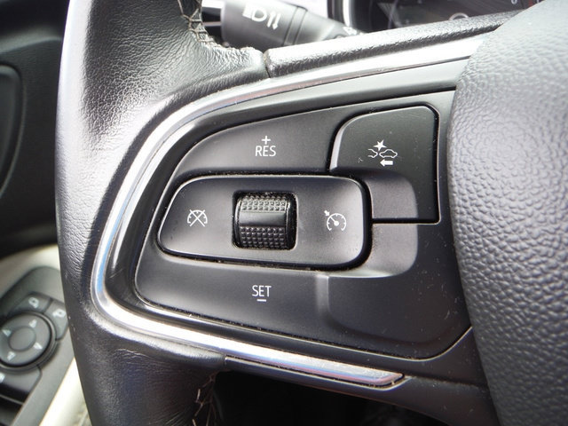 Used 2021 Buick Encore GX Select w/ Sport Touring Package AWD/4WD image 35