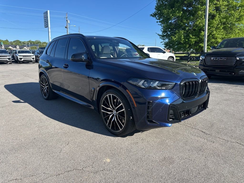 Used 2024 BMW X5 M60i AWD/4WD image 2