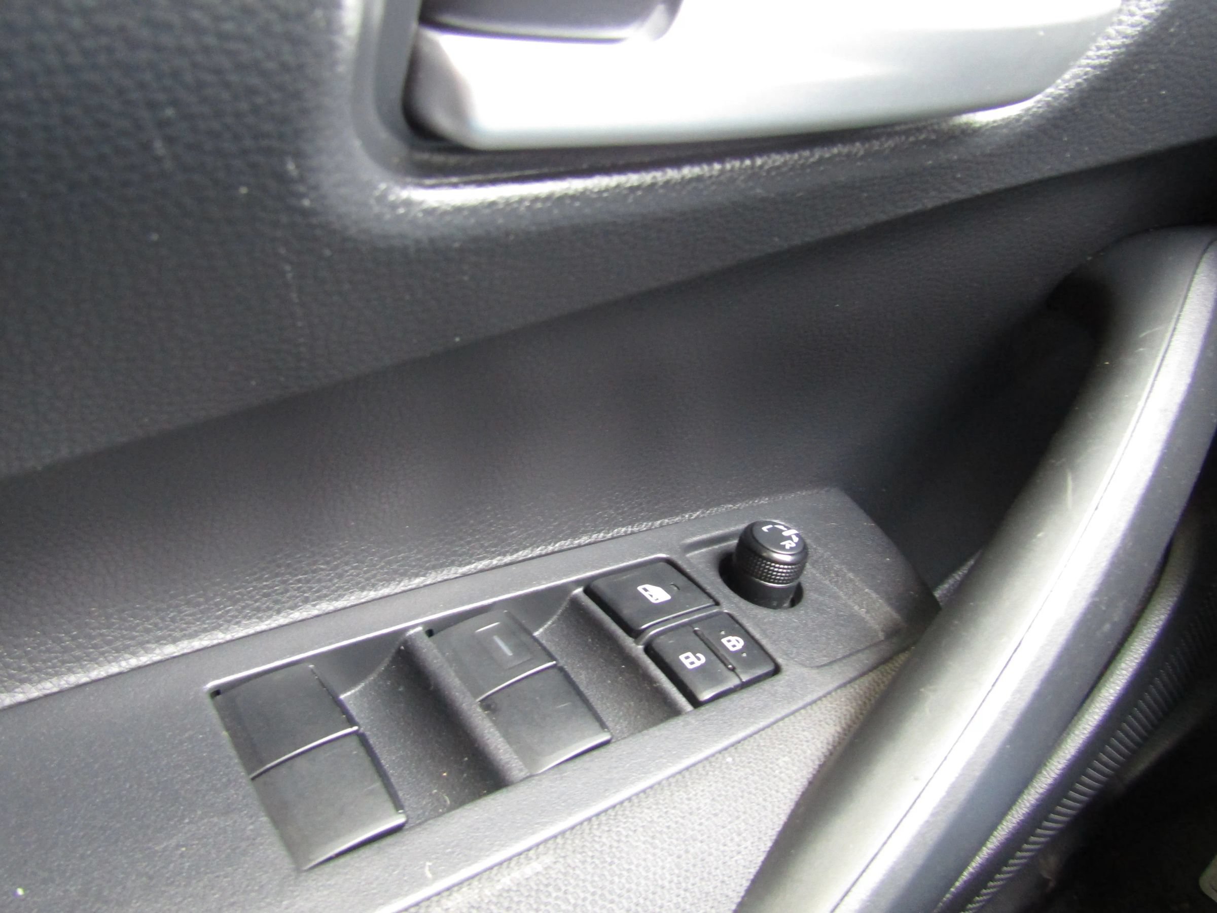 Used 2020 Toyota Corolla LE FWD image 24