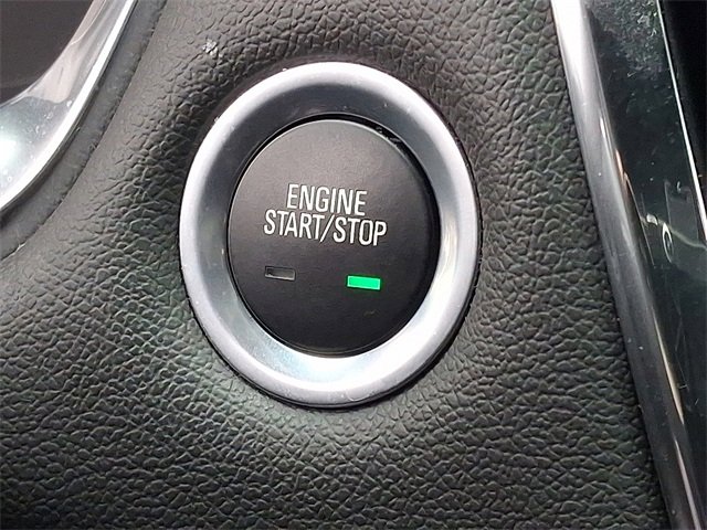 Used 2023 Chevrolet Traverse LT image 20