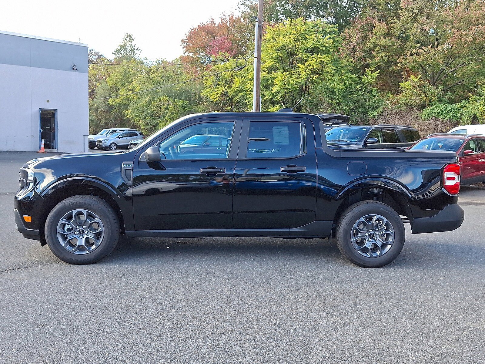 New 2025 Ford Maverick XLT image 11