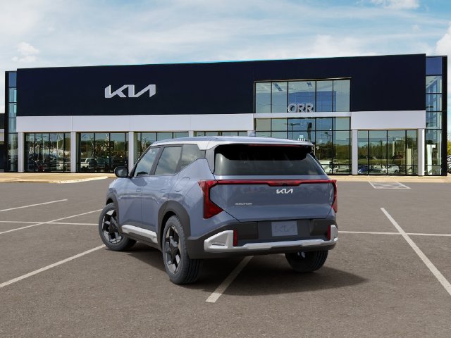 New 2027 Kia Seltos S FWD image 4
