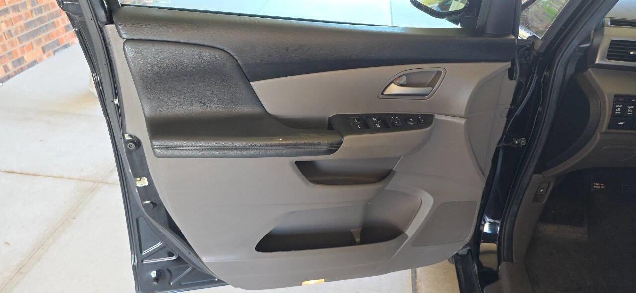 Used 2011 Honda Odyssey EX-L image 30