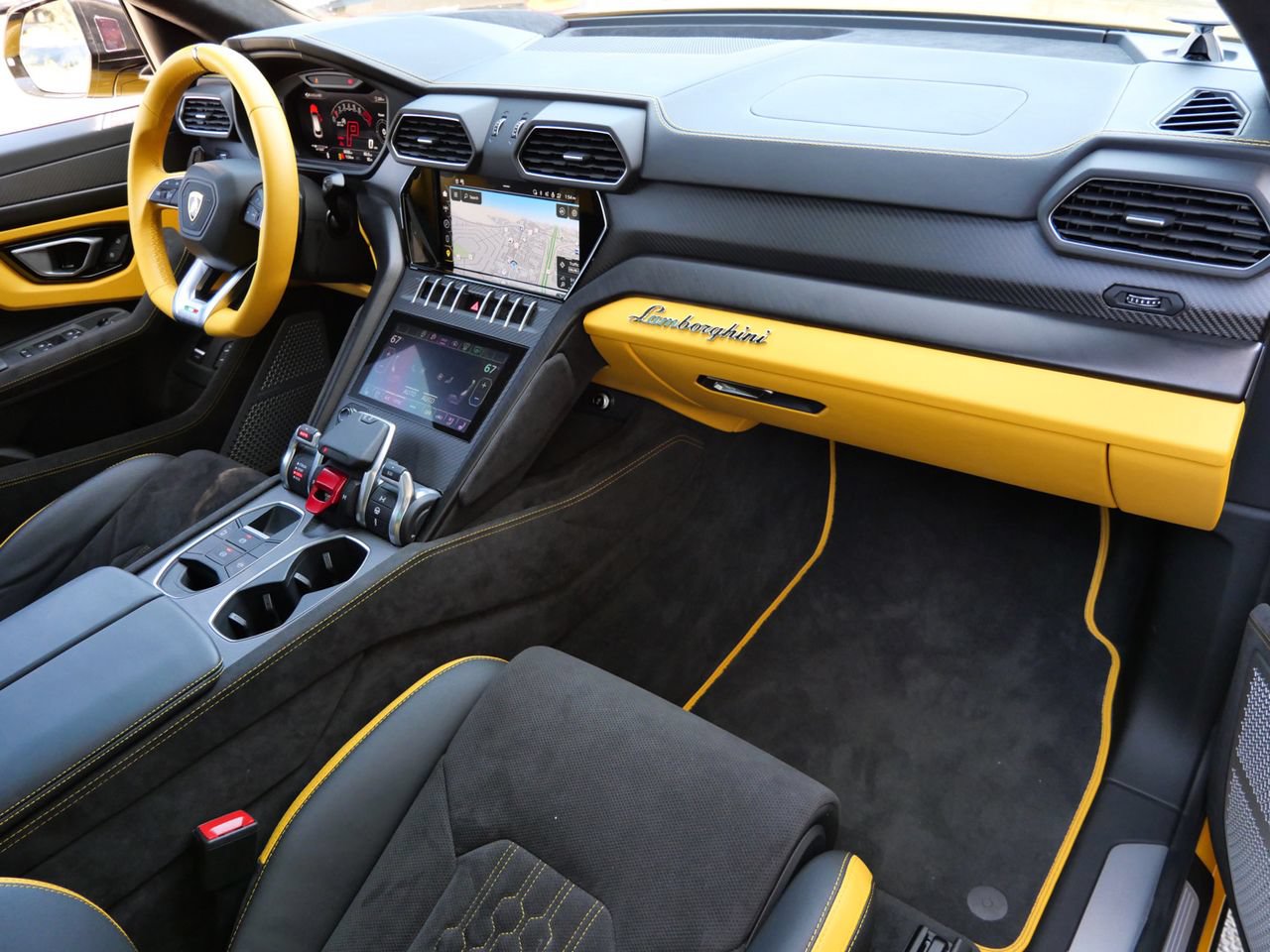 Used 2024 Lamborghini Urus S AWD/4WD image 26