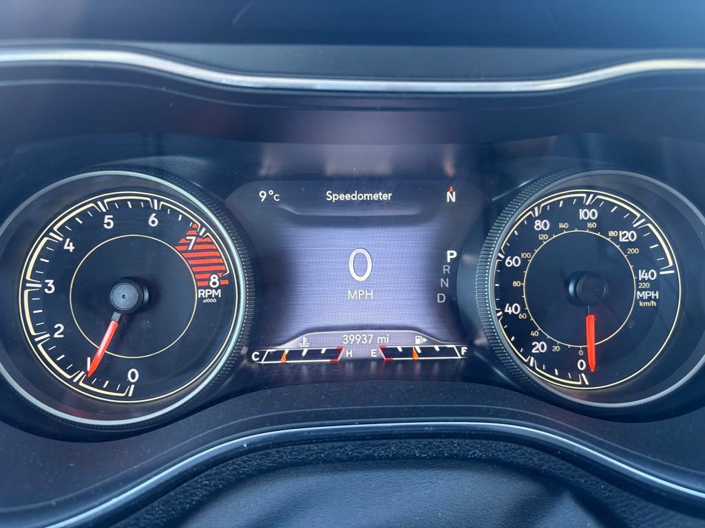 Used 2020 Jeep Cherokee Limited image 11