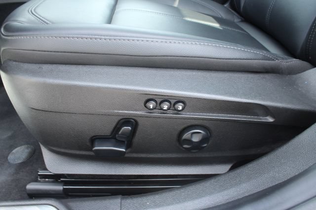 Used 2024 Alfa Romeo Giulia Ti w/ Active Assist Plus Package AWD/4WD image 13