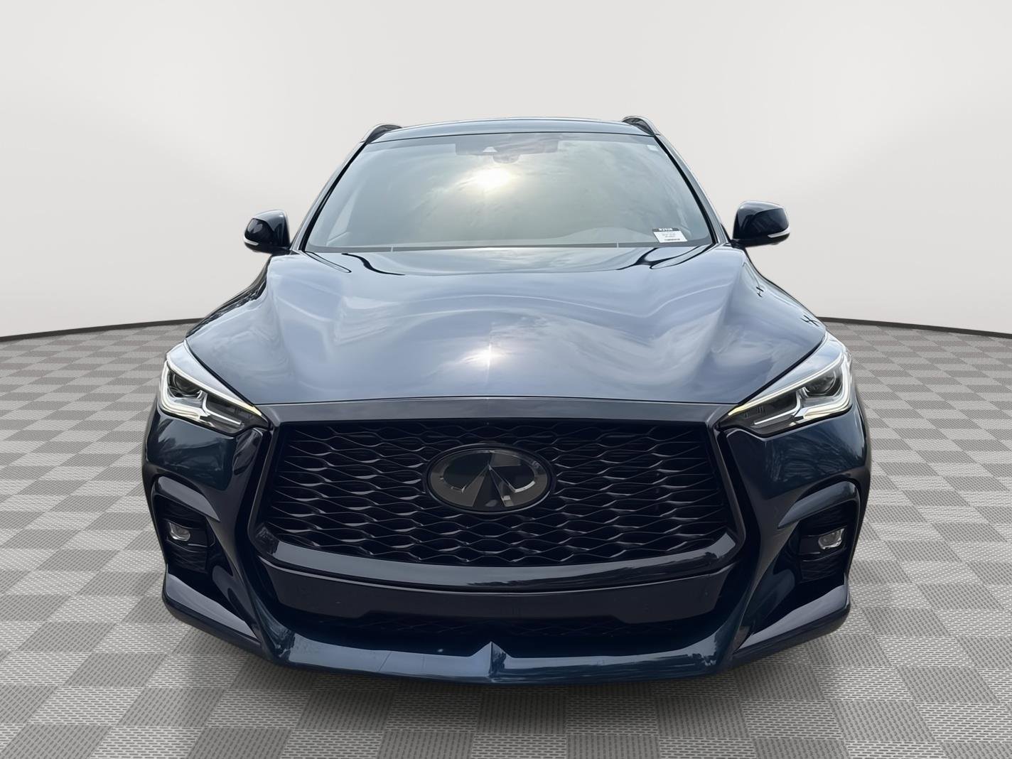 Used 2023 INFINITI QX50 Sport FWD image 3
