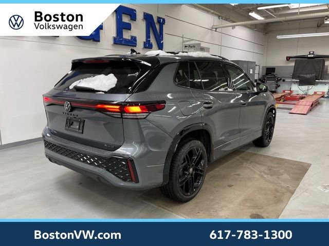 New 2026 Volkswagen Tiguan SE R-Line image 4