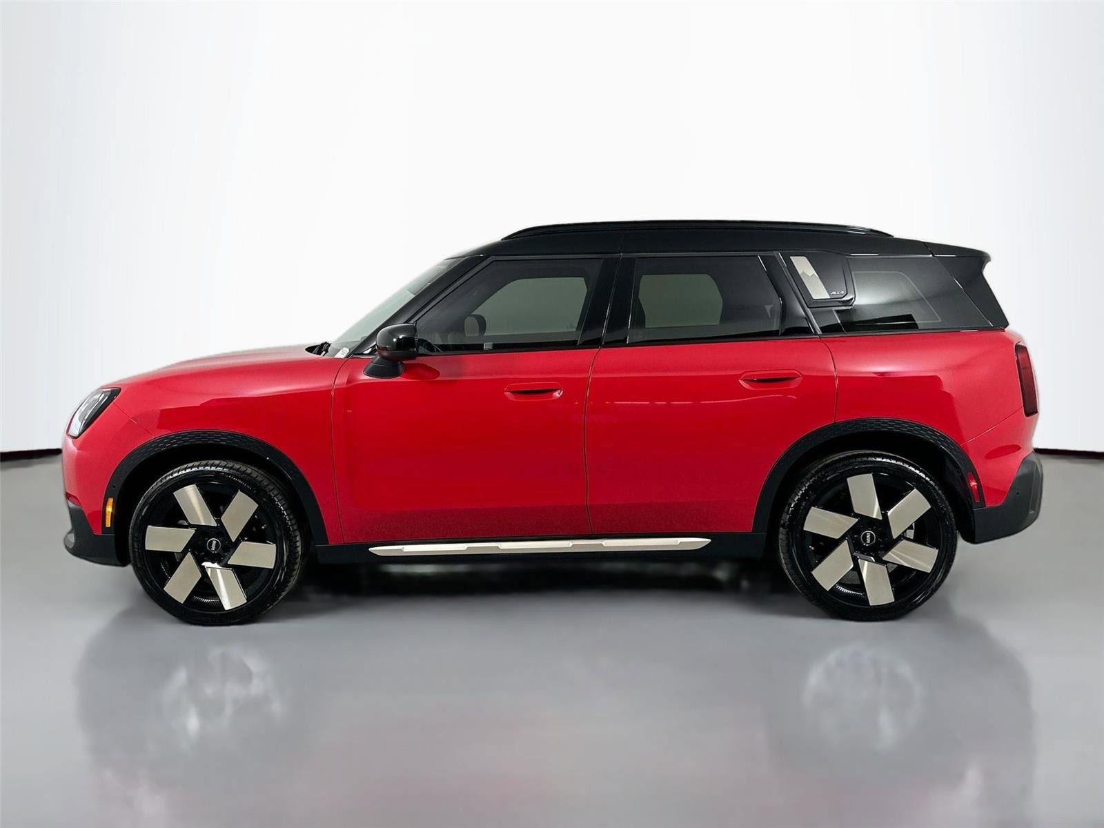 Certified 2025 MINI Cooper Countryman S AWD/4WD image 31
