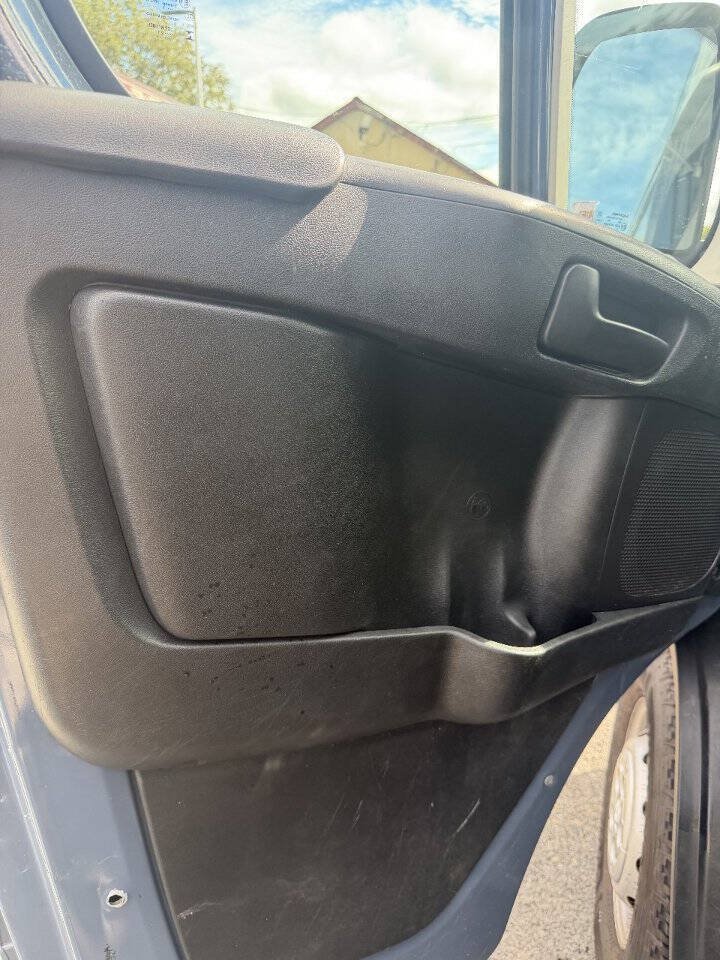 Used 2021 RAM ProMaster 3500 FWD image 2