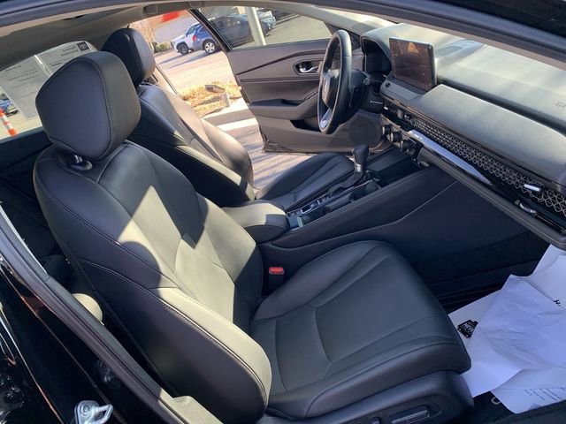 Used 2025 Honda Accord Touring image 14