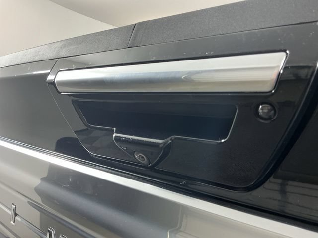 Used 2018 Ford F150 Limited AWD/4WD image 9