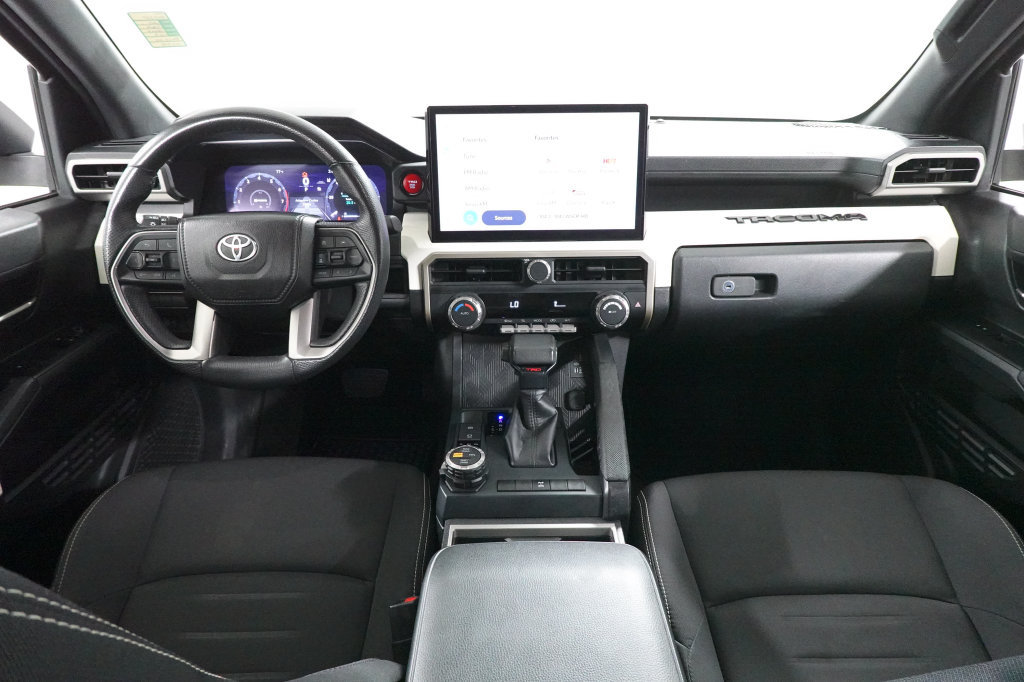 Used 2024 Toyota Tacoma TRD Off-Road AWD/4WD image 10