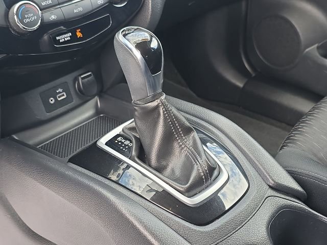 Used 2018 Nissan Rogue SV image 20