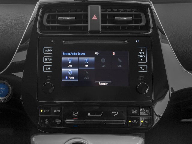 Used 2017 Toyota Prius Four w/ Carpet Mat Package FWD image 10
