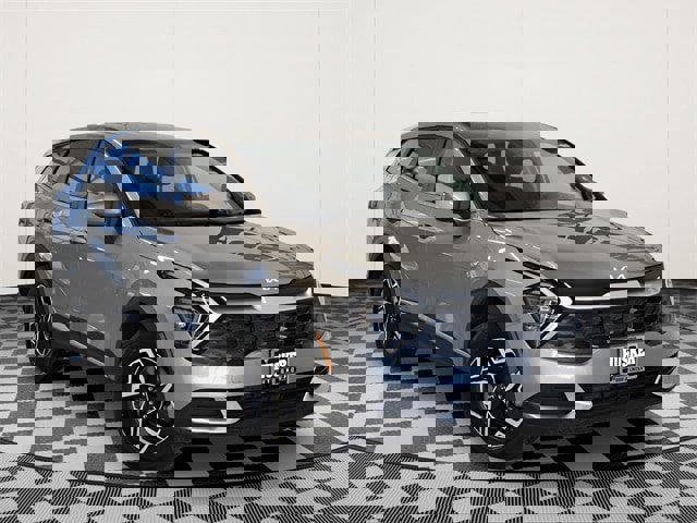 Used 2025 Kia Sportage LX