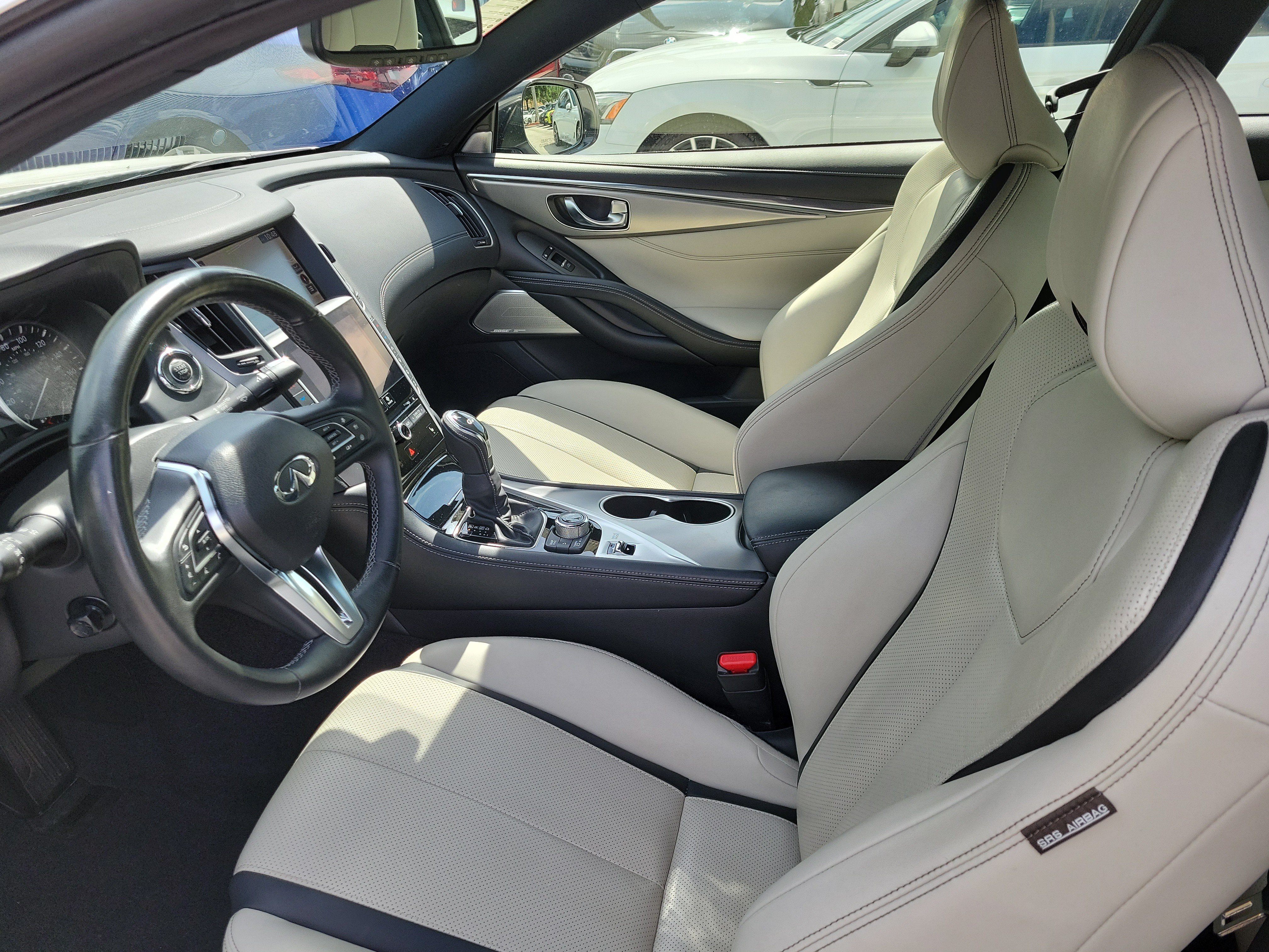 Used 2021 INFINITI Q60 3.0t Luxe w/ Essential Package AWD/4WD image 7