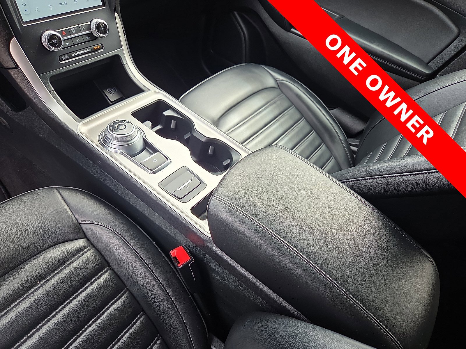 Used 2024 Ford Edge SEL AWD/4WD image 25