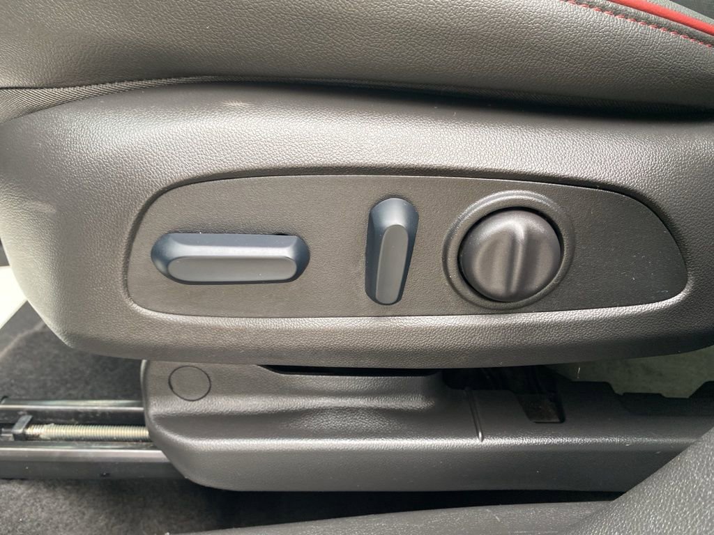 Used 2024 Chevrolet TrailBlazer RS w/ Convenience Package image 25