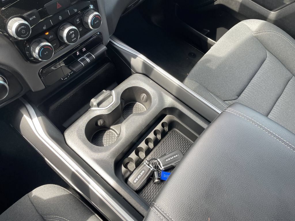 Used 2023 RAM 1500 Big Horn AWD/4WD image 16