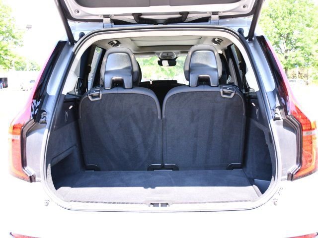 Certified 2025 Volvo XC90 B6 Plus AWD/4WD image 25
