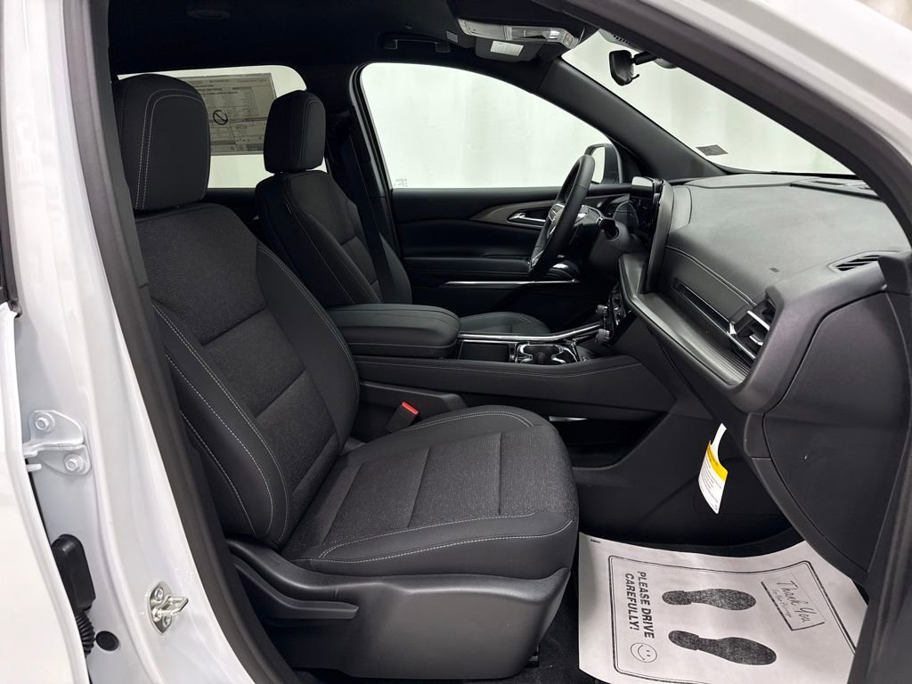 New 2026 Chevrolet Traverse LT image 9