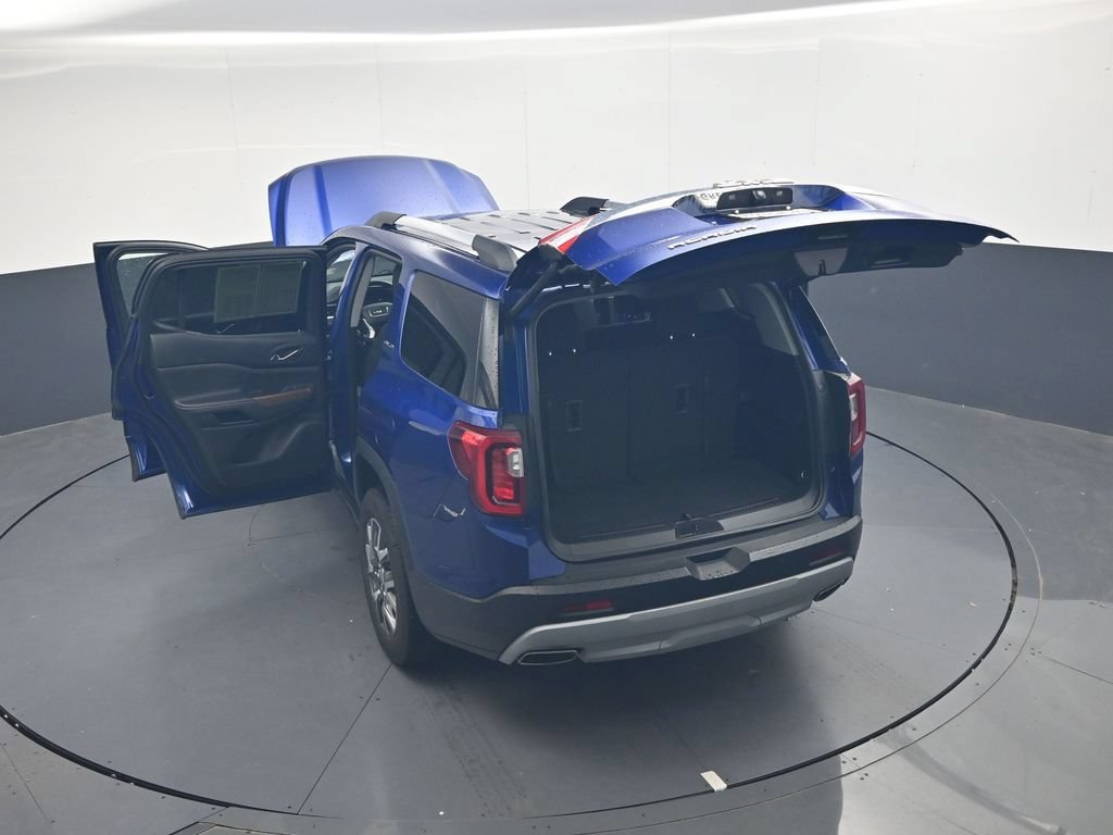 Used 2023 GMC Acadia SLE w/ Driver Convenience Package FWD image 45