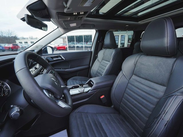 New 2026 Mitsubishi Outlander Trail Edition AWD/4WD image 33