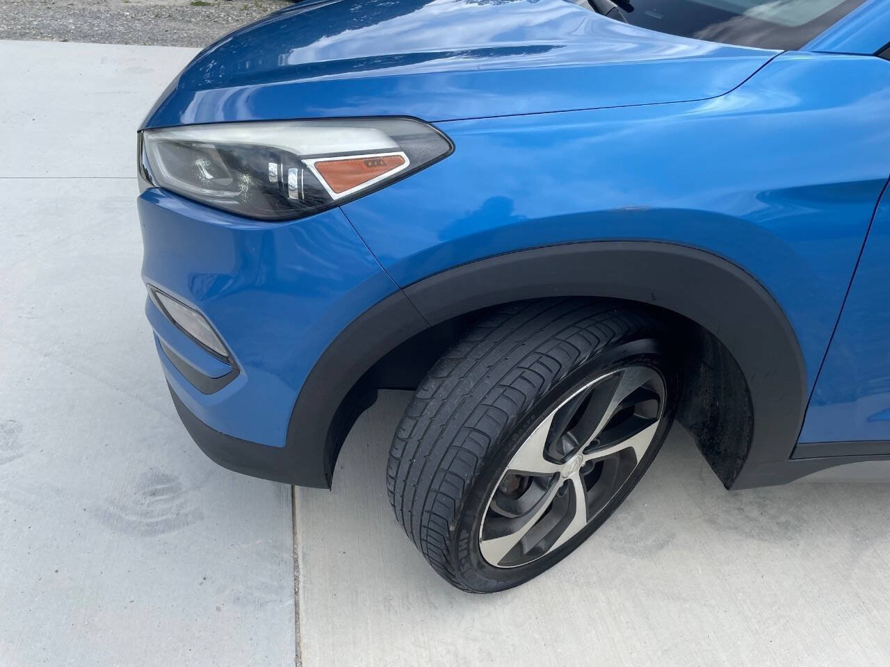 Used 2017 Hyundai Tucson Limited AWD/4WD image 10