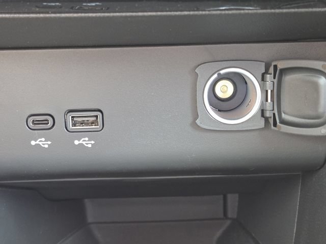 New 2026 Buick Encore GX Sport Touring w/ Comfort Package FWD image 7