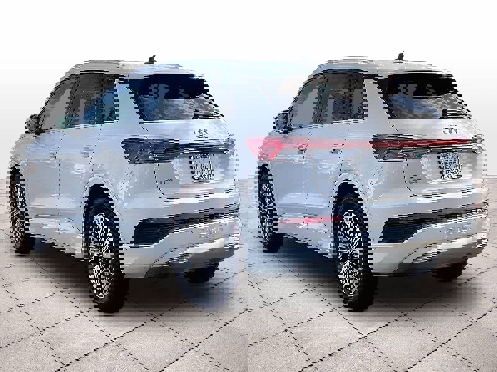 Used 2023 Audi Q4 e-tron Premium Plus image 15