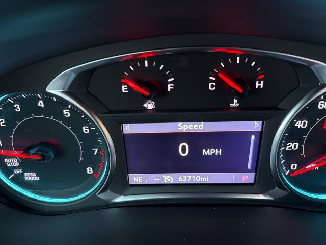 Used 2022 Chevrolet Traverse LT FWD image 19
